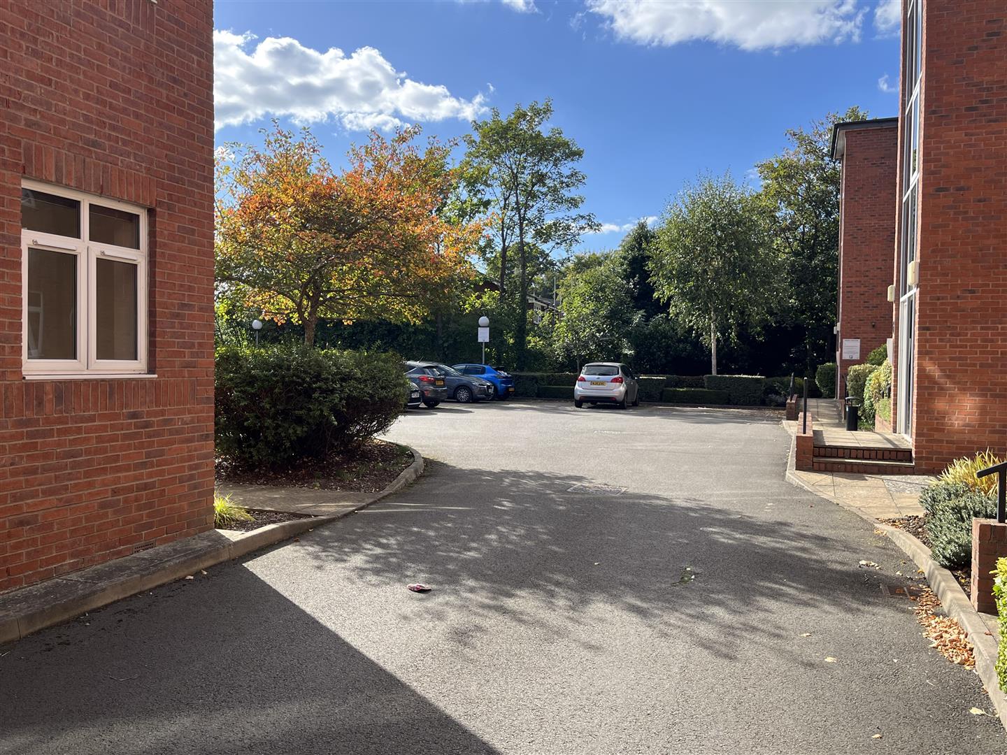 Woodville Ct, Coventry Road, (Handy for Rail Station!) Warwick 14